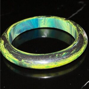 2 Vintage Vibrant Green and Blue Women's Bangles